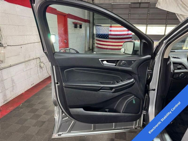 Ford Edge Titanium AWD 2022 Ford Edge Titanium AWD 2022