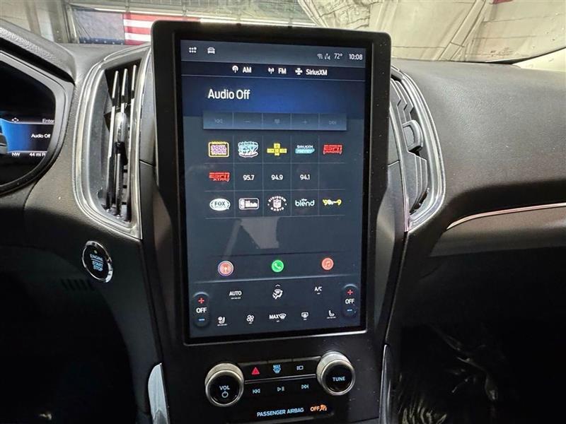 Ford Edge Titanium AWD 2022 Ford Edge Titanium AWD 2022