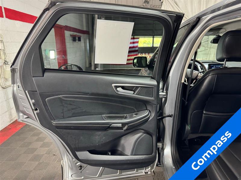 Ford Edge Titanium AWD 2022