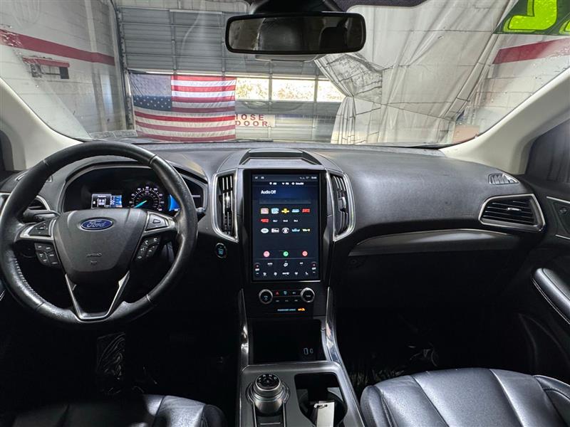 Ford Edge Titanium AWD 2022