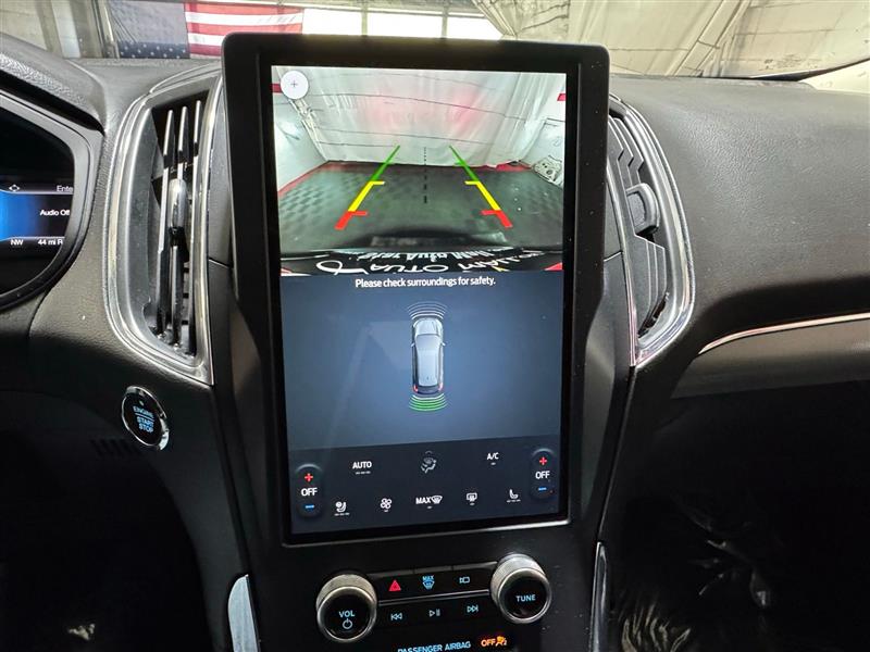 Ford Edge Titanium AWD 2022