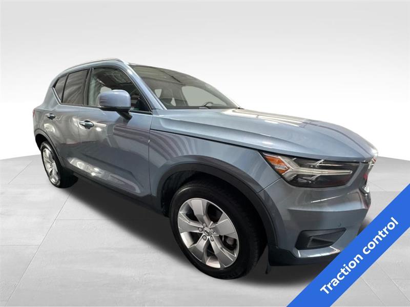 Volvo XC40 T5 Momentum AWD 2022 Volvo XC40 T5 Momentum AWD 2022