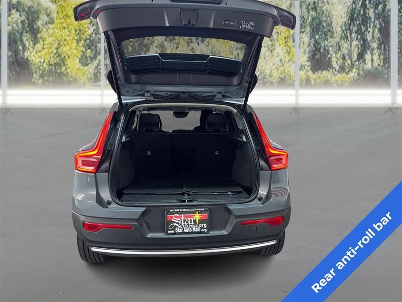 Volvo XC40 T5 Momentum AWD 2022 Volvo XC40 T5 Momentum AWD 2022