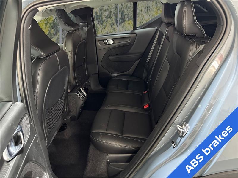 Volvo XC40 T5 Momentum AWD 2022