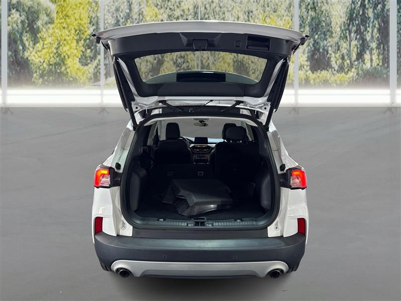 2021 Ford Escape SEL photo 13