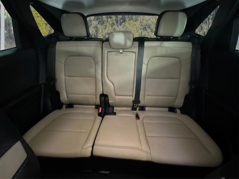 2021 Ford Escape SEL photo 14