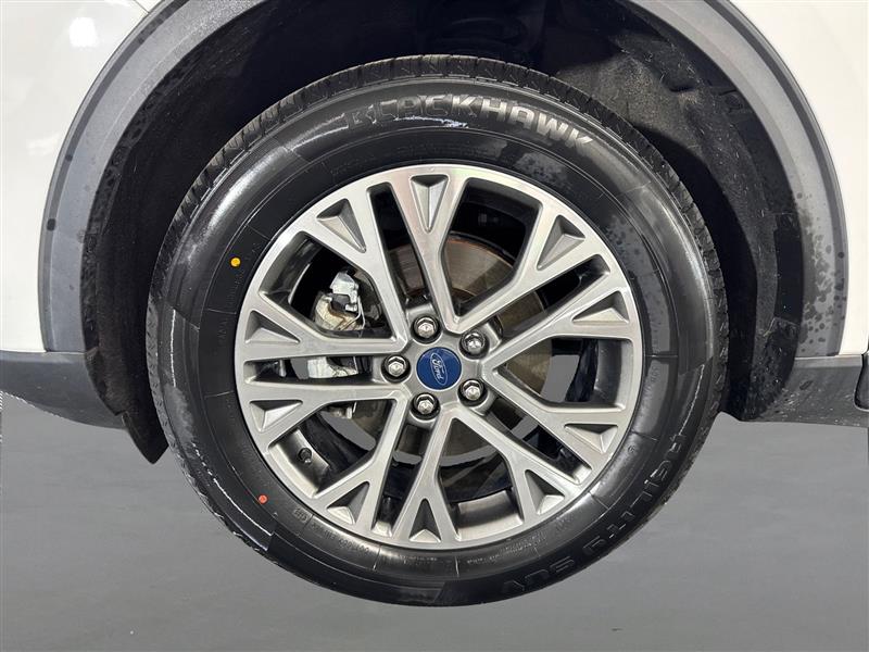 2021 Ford Escape SEL photo 22