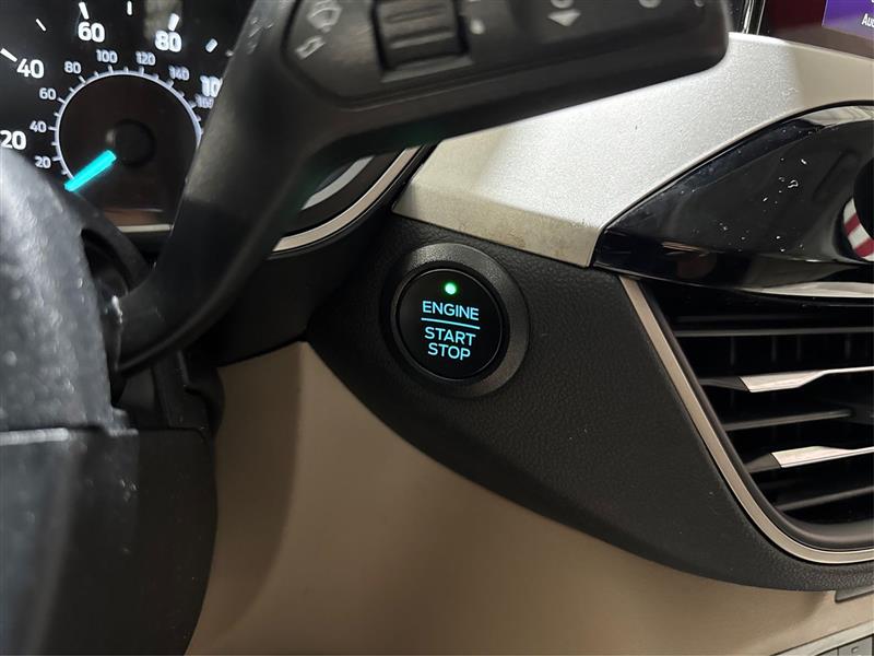 2021 Ford Escape SEL photo 26