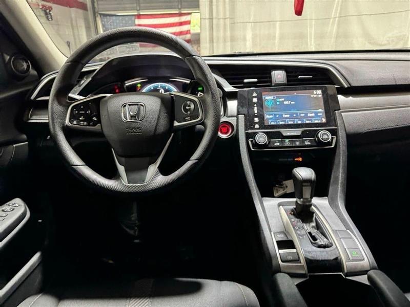 Honda Civic EX Sedan CVT 2018 Honda Civic EX Sedan CVT 2018