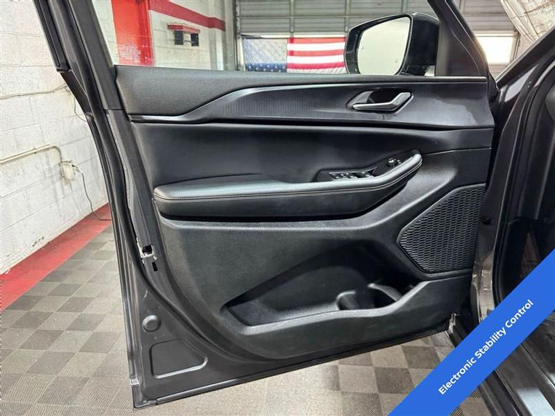 Jeep Grand Cherokee L Laredo 4WD 2024 Jeep Grand Cherokee L Laredo 4WD 2024