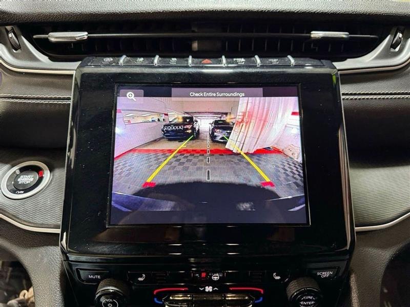 Jeep Grand Cherokee L Laredo 4WD 2024 Jeep Grand Cherokee L Laredo 4WD 2024