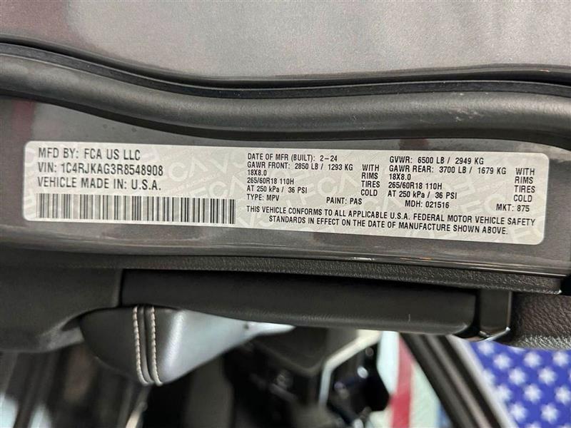 Jeep Grand Cherokee L Laredo 4WD 2024 Jeep Grand Cherokee L Laredo 4WD 2024