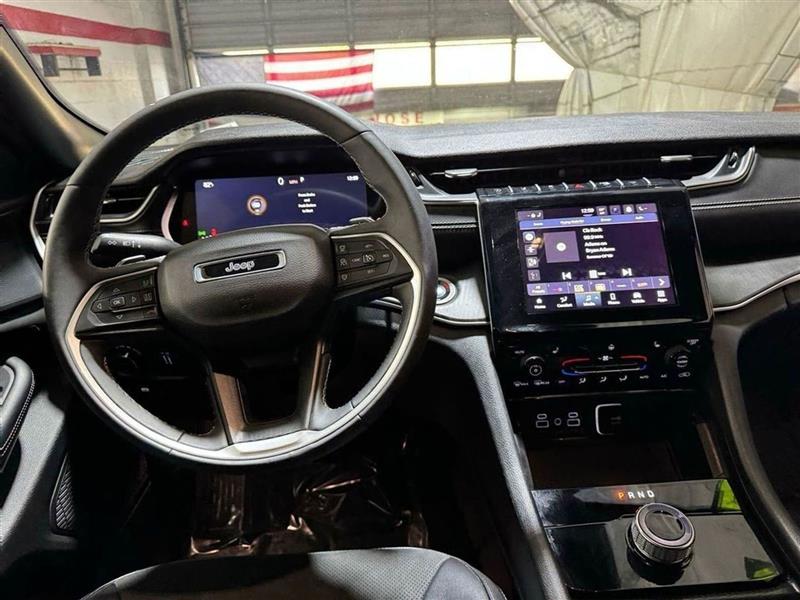 Jeep Grand Cherokee L Laredo 4WD 2024 Jeep Grand Cherokee L Laredo 4WD 2024