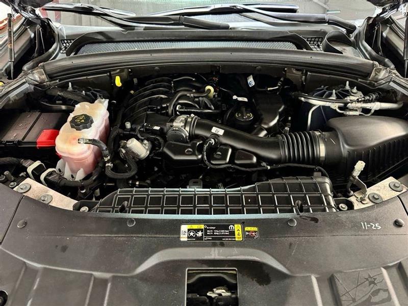 Jeep Grand Cherokee L Laredo 4WD 2024 Jeep Grand Cherokee L Laredo 4WD 2024