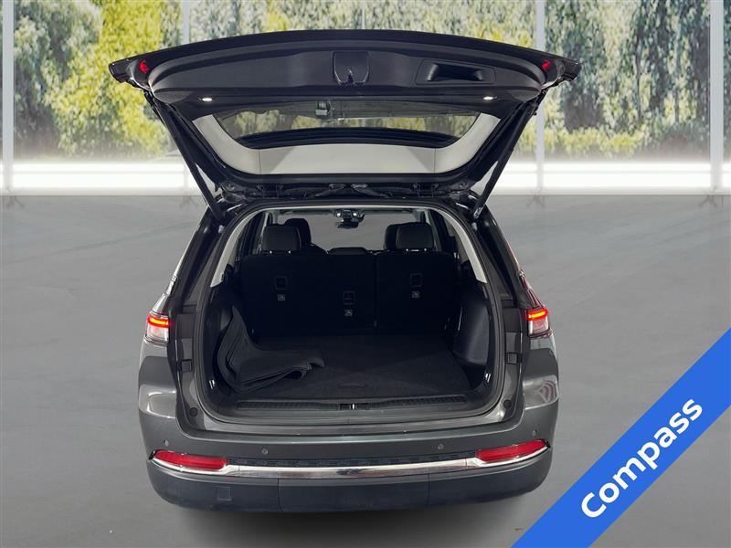 Jeep Grand Cherokee 4xe Base 2023 Jeep Grand Cherokee 4xe Base 2023