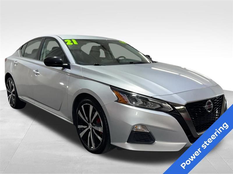 2021 Nissan Altima 2.5 SR photo 2