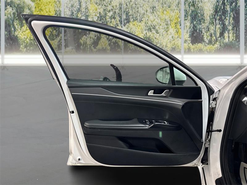 2021 Kia K5 LXS photo 18