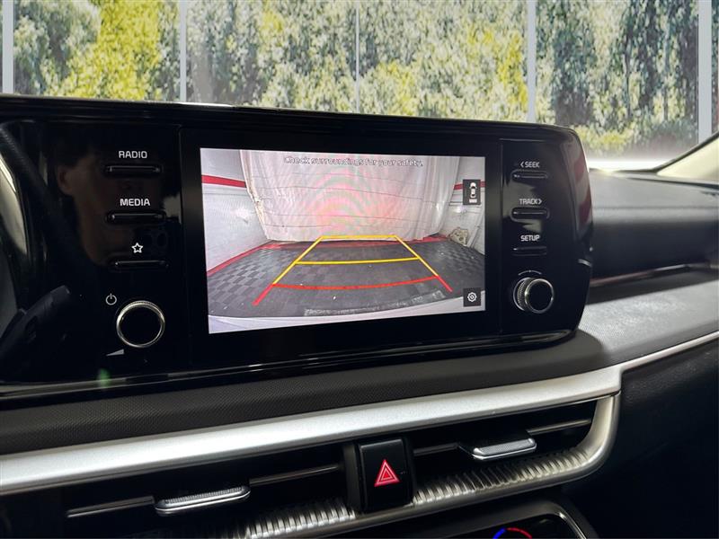 2021 Kia K5 LXS photo 23