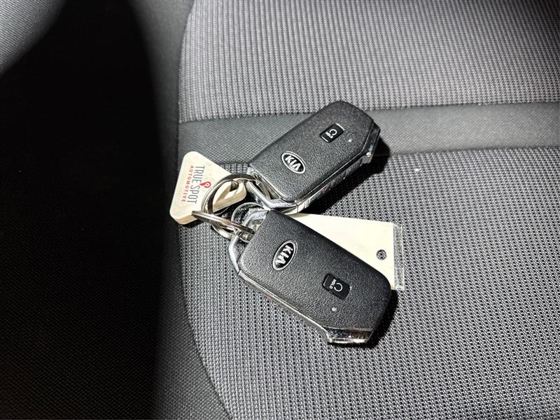2021 Kia K5 LXS photo 26