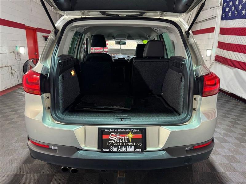 Volkswagen Tiguan SE 4Motion 2014 Volkswagen Tiguan SE 4Motion 2014