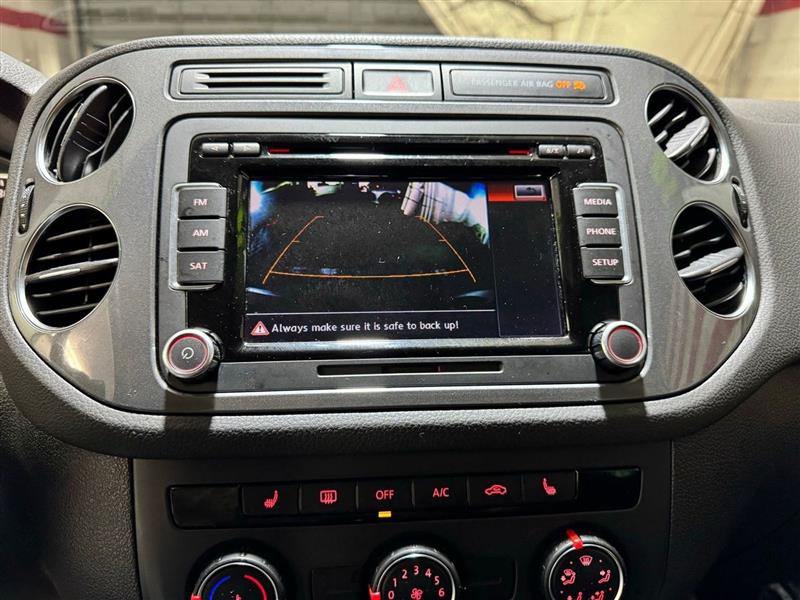 Volkswagen Tiguan SE 4Motion 2014 Volkswagen Tiguan SE 4Motion 2014