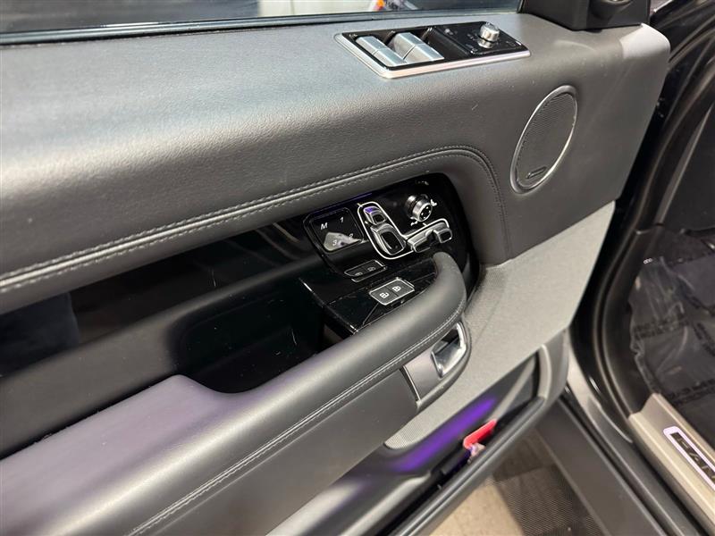 2022 Land Rover Range Rover P525 HSE HSE Westminster Edition photo 10