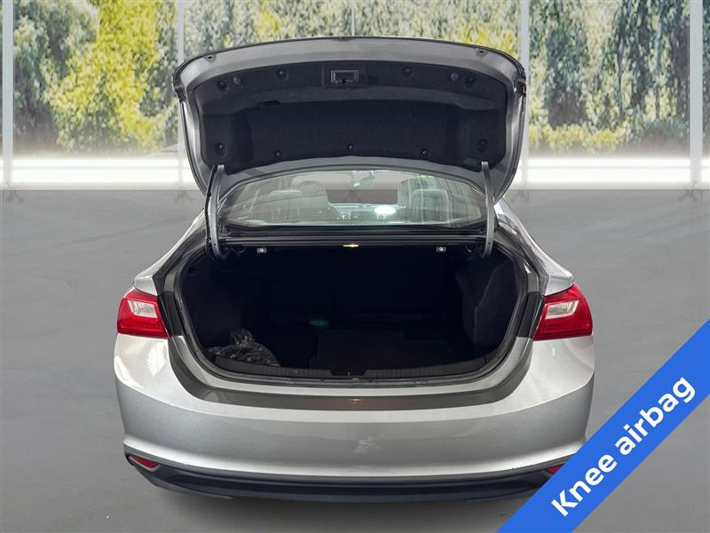 2023 Chevrolet Malibu 1LT photo 12