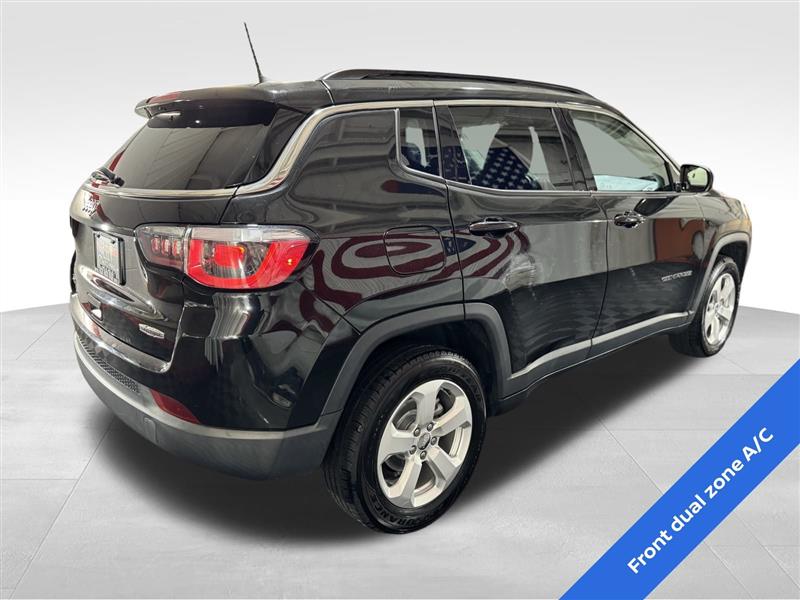 2020 Jeep Compass Latitude photo 4