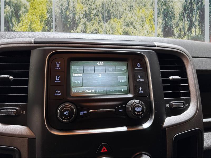 2016 Ram 2500 Tradesman photo 14