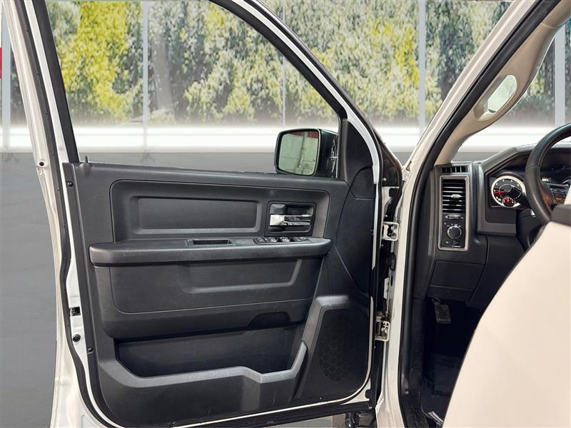 2016 Ram 2500 Tradesman photo 18