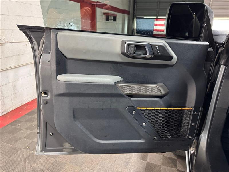2021 Ford Bronco Badlands photo 12