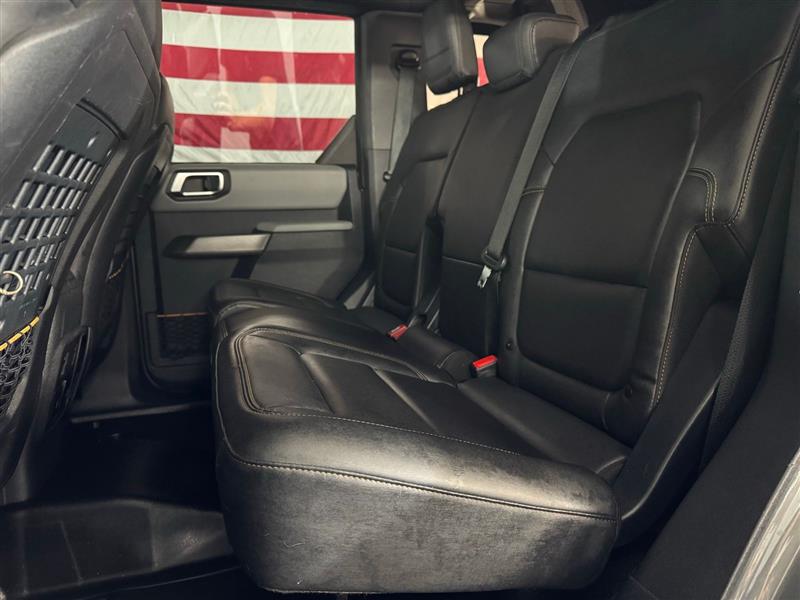 2021 Ford Bronco Badlands photo 15