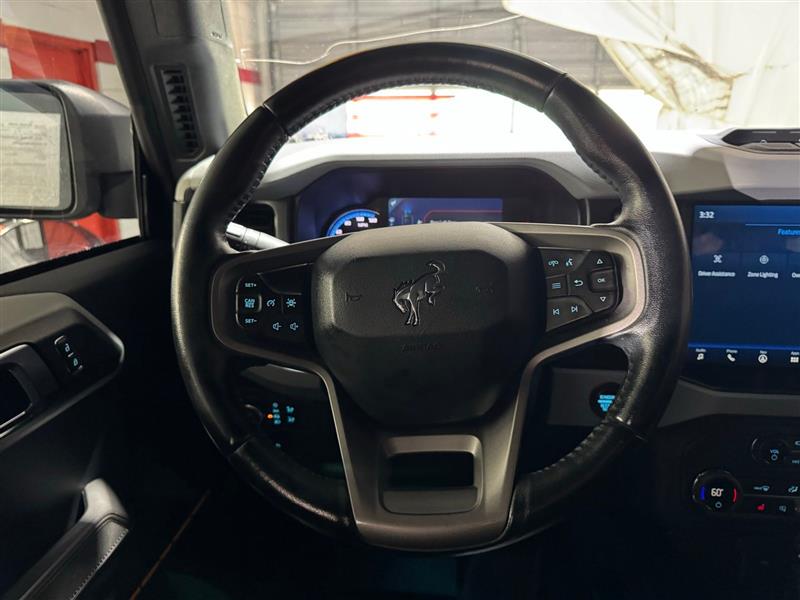 2021 Ford Bronco Badlands photo 16