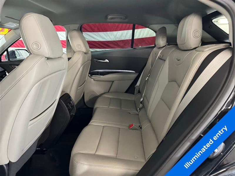2023 Cadillac XT4 Luxury photo 11