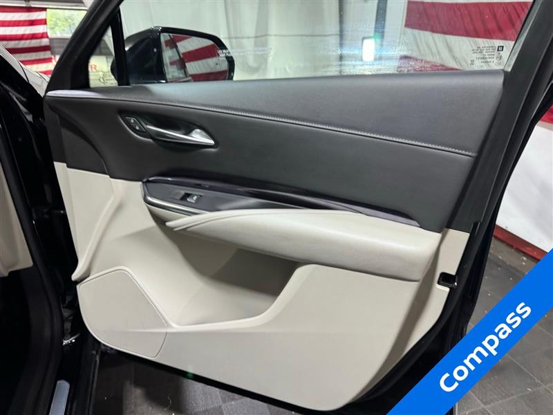 2023 Cadillac XT4 Luxury photo 12
