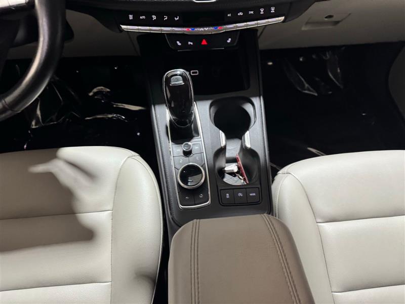 2023 Cadillac XT4 Luxury photo 18