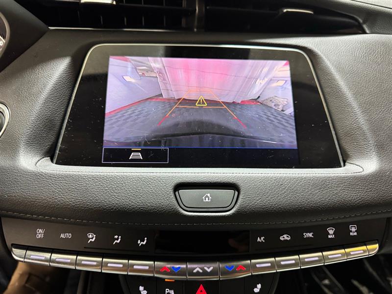 2023 Cadillac XT4 Luxury photo 22