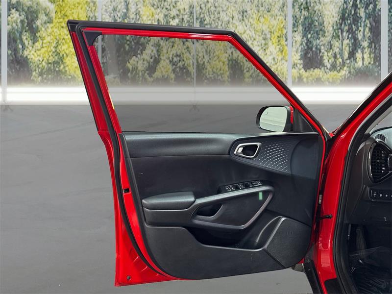 2023 Kia Soul EX photo 20