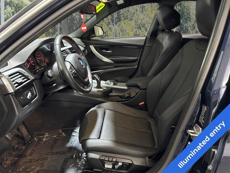 BMW 3-Series 330i xDrive SULEV Sedan 2017