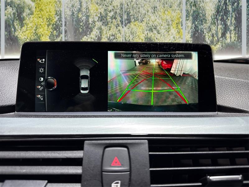 BMW 3-Series 330i xDrive SULEV Sedan 2017