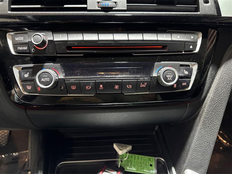 BMW 3-Series 330i xDrive SULEV Sedan 2017