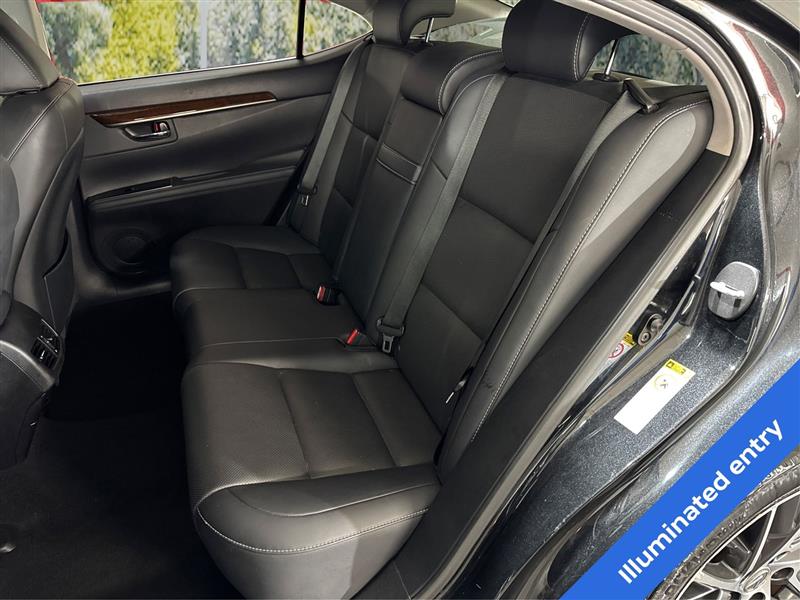 Lexus ES 350 Sedan 2016 Lexus ES 350 Sedan 2016