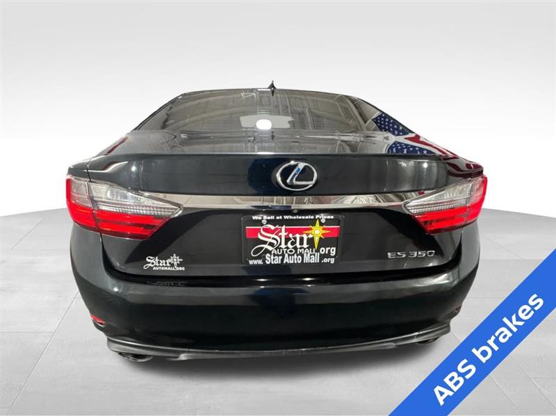 Lexus ES 350 Sedan 2016