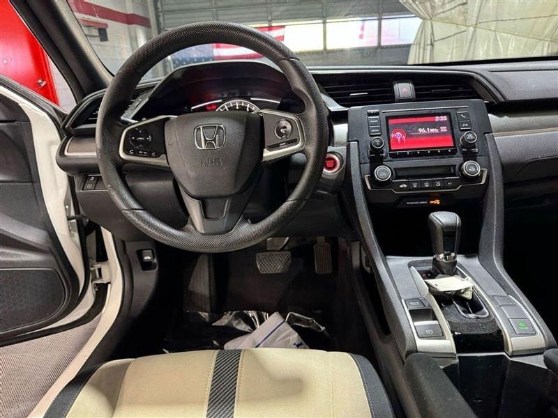 Honda Civic LX-P Coupe CVT 2018 Honda Civic LX-P Coupe CVT 2018