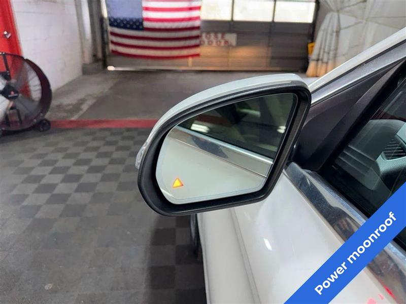 Mercedes-Benz C-Class C300 4MATIC Sedan 2018 Mercedes-Benz C-Class C300 4MATIC Sedan 2018