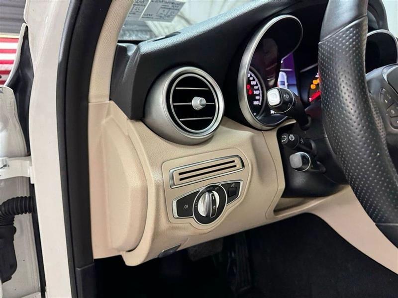 Mercedes-Benz C-Class C300 4MATIC Sedan 2018 Mercedes-Benz C-Class C300 4MATIC Sedan 2018