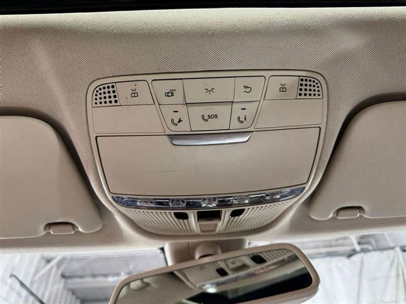 Mercedes-Benz C-Class C300 4MATIC Sedan 2018 Mercedes-Benz C-Class C300 4MATIC Sedan 2018