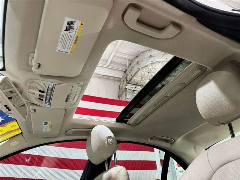 Mercedes-Benz C-Class C300 4MATIC Sedan 2018 Mercedes-Benz C-Class C300 4MATIC Sedan 2018