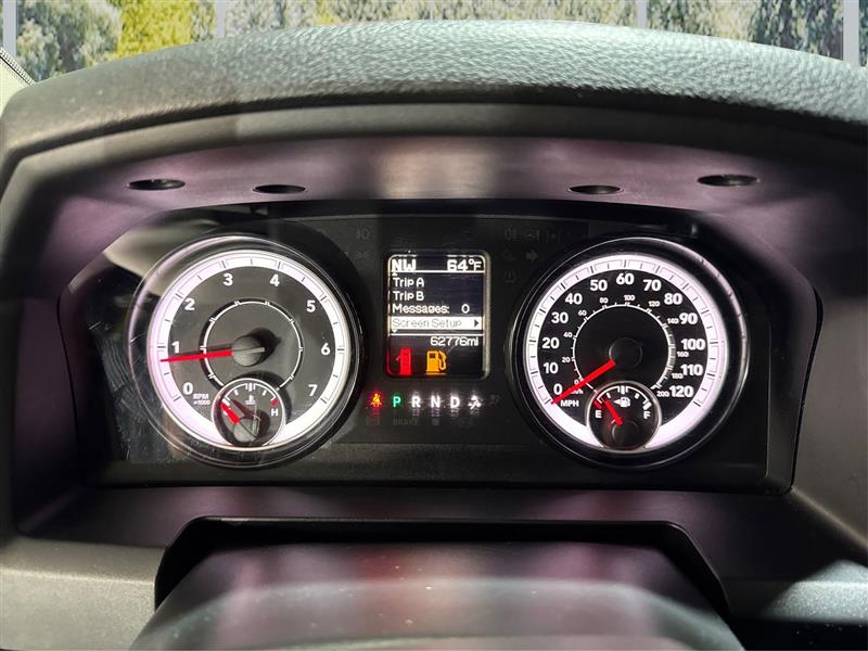 RAM 1500 Classic Tradesman Quad Cab 4WD 2021 RAM 1500 Classic Tradesman Quad Cab 4WD 2021