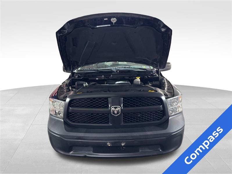 RAM 1500 Classic Tradesman Quad Cab 4WD 2021 RAM 1500 Classic Tradesman Quad Cab 4WD 2021